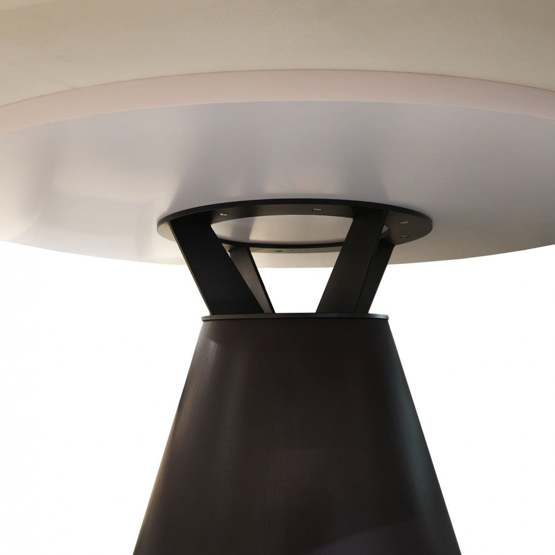 Mesa de Jantar Redonda - Antilia